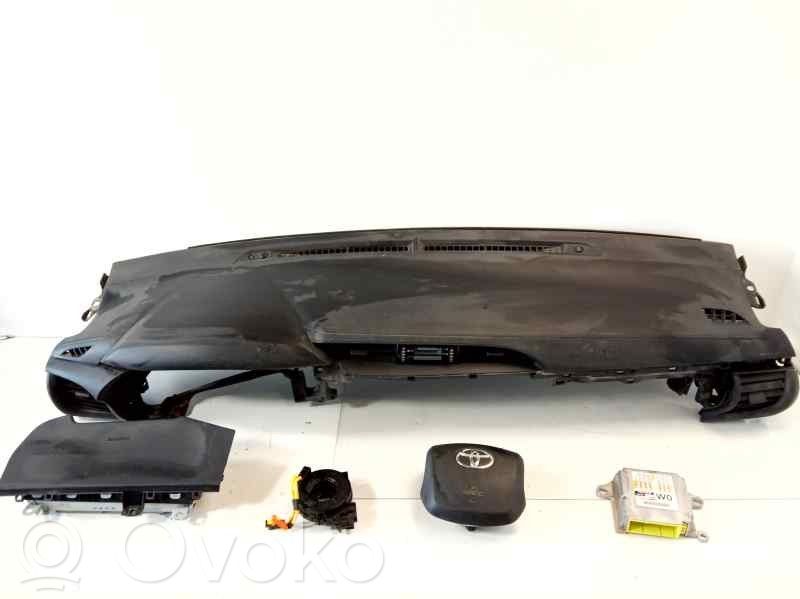 Toyota Hilux (AN120, AN130) Set di airbag 