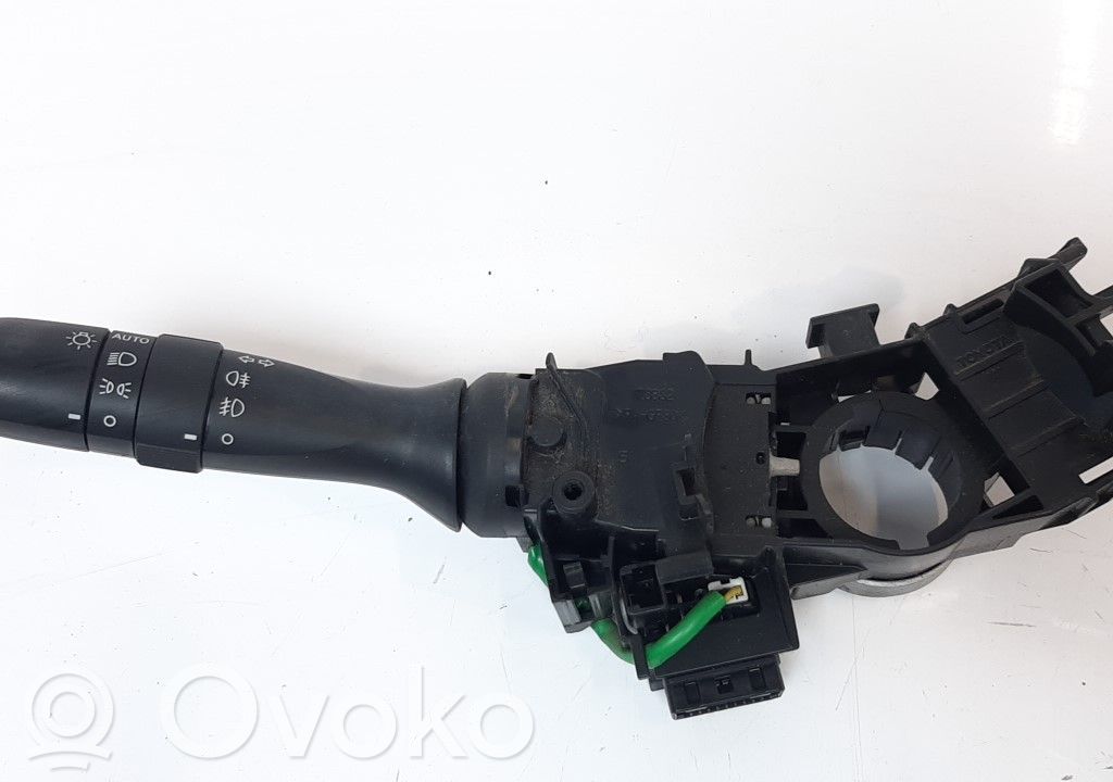 Lexus CT 200H Palanca de intermitentes 