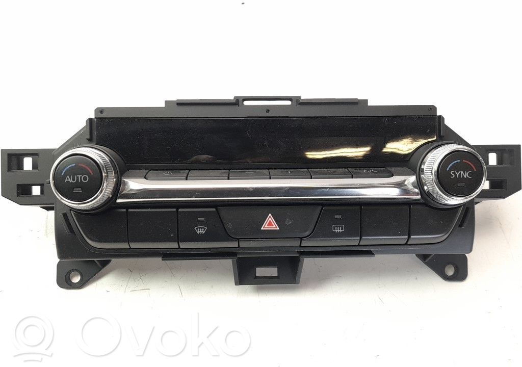 Mazda 3 Climate control unit 