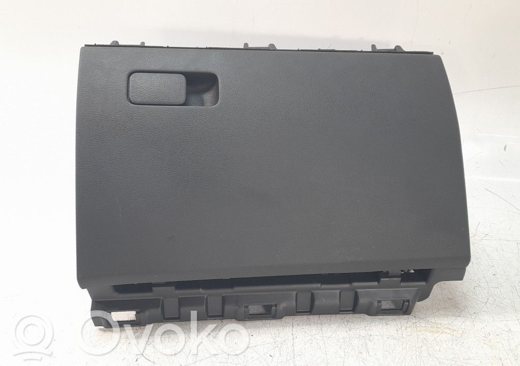 Guantera   84511G9000