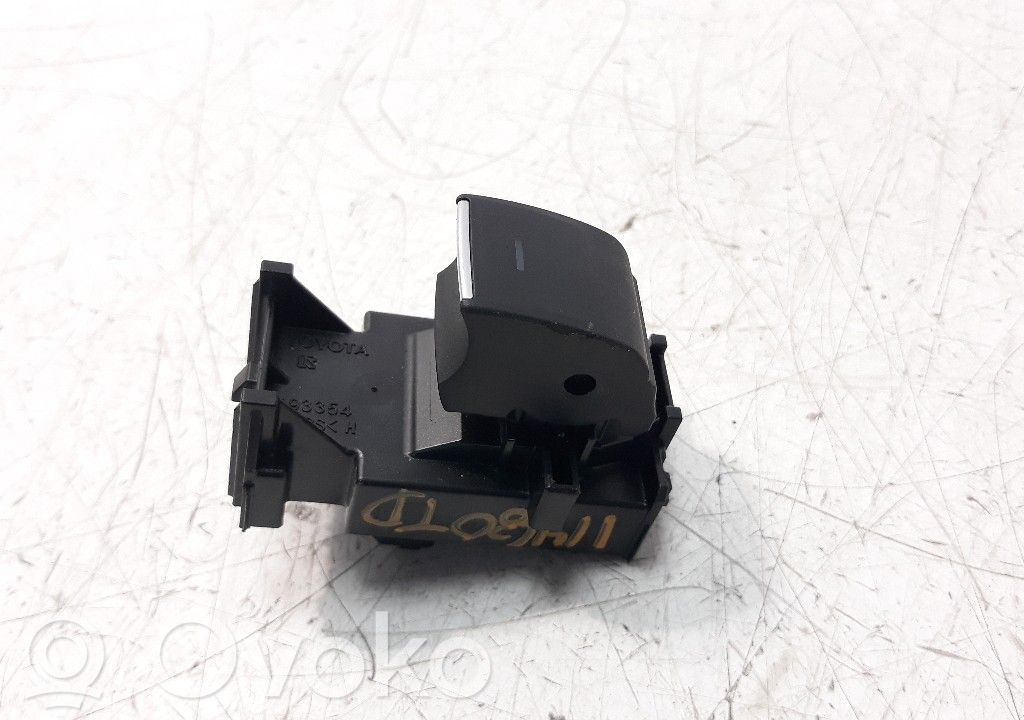Toyota Corolla E160 E170 Electric window control switch 