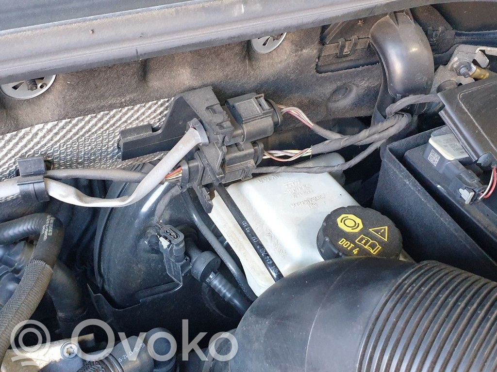 Volkswagen Passat Alltrack Hydraulisen servojärjestelmän paineventtiili 