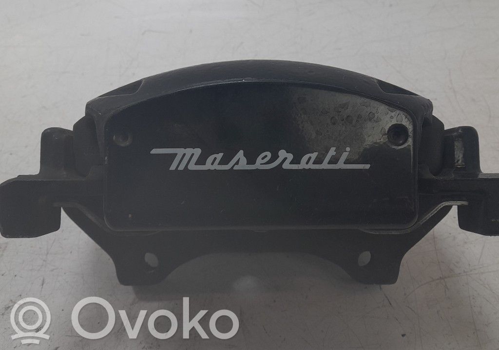 Maserati Levante Zacisk hamulcowy przedni 