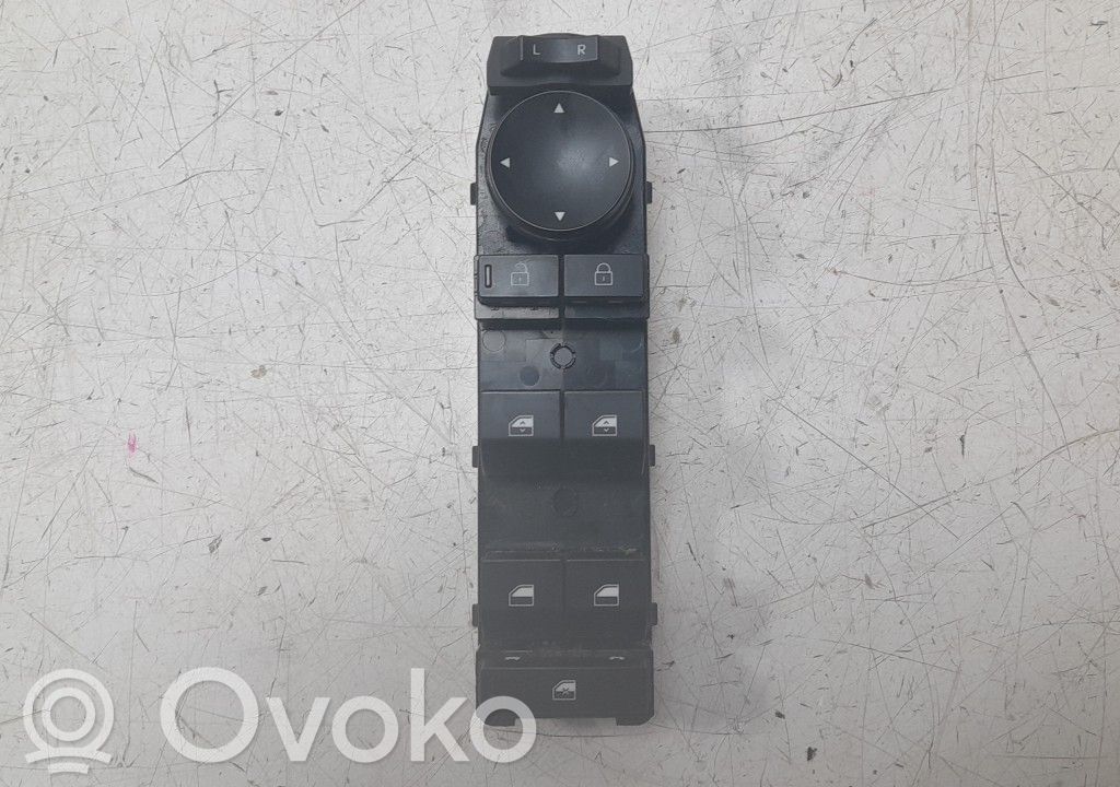 Przyciski szyb   93571BE670NNB