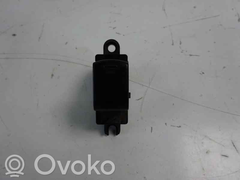 Przyciski szyb   25411EA00A