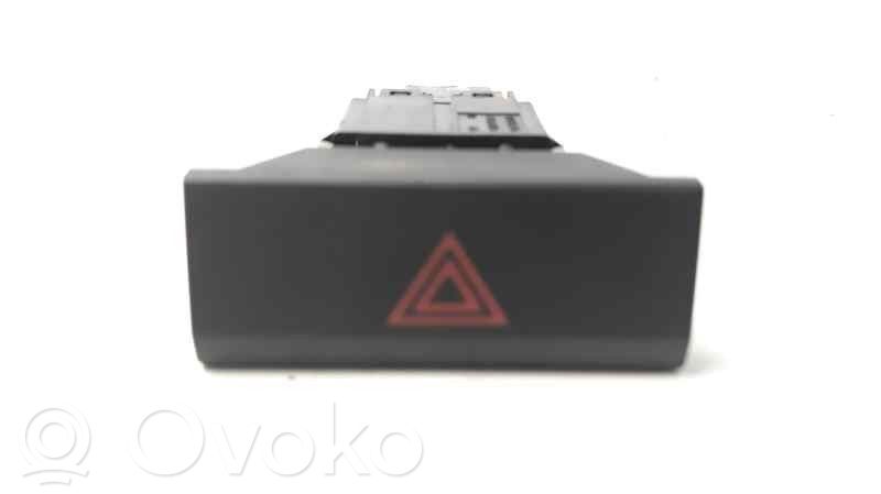 Seat Leon (5F) Interruttore luci di emergenza