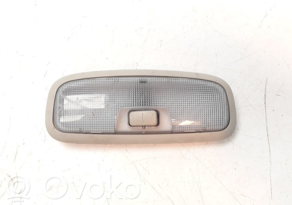 Otras luces interiores   8A6A13776EA