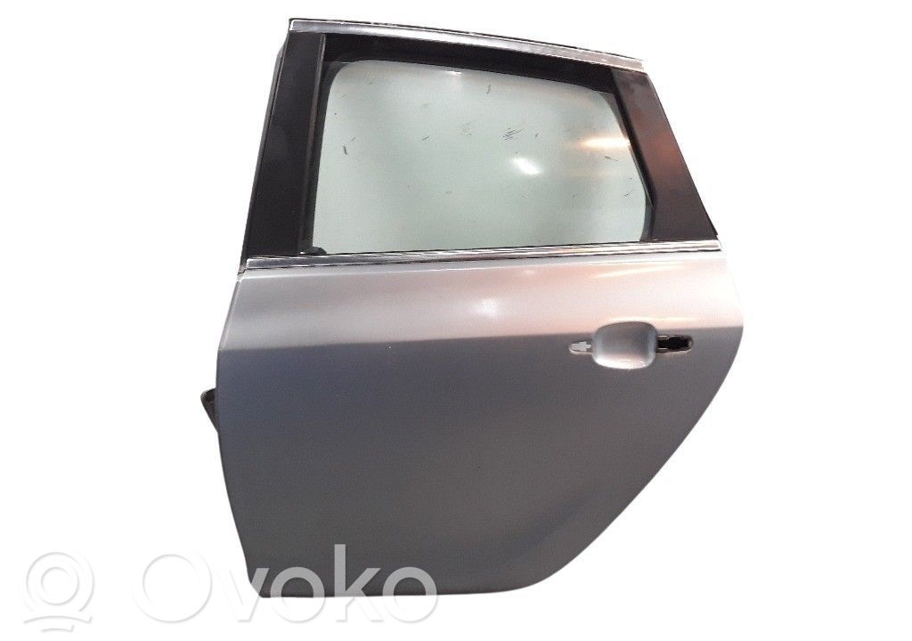 Puerta trasera   13330766