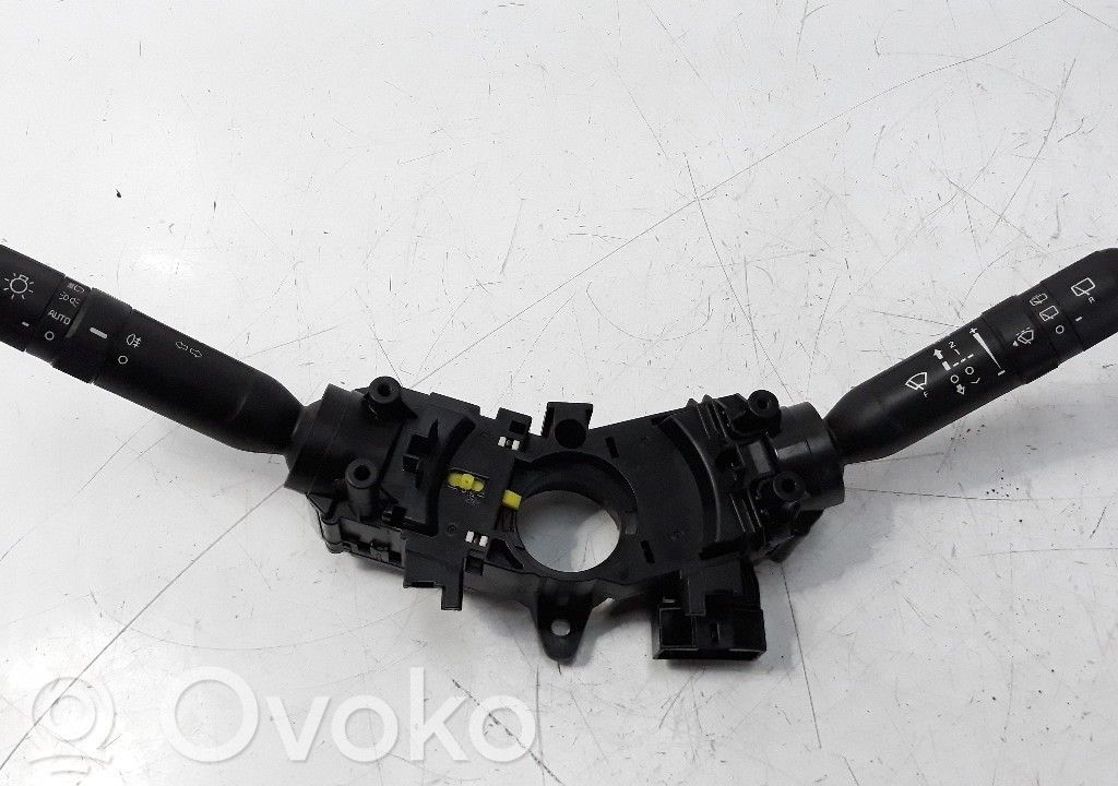 KIA Picanto Boutons / interrupteurs volant 