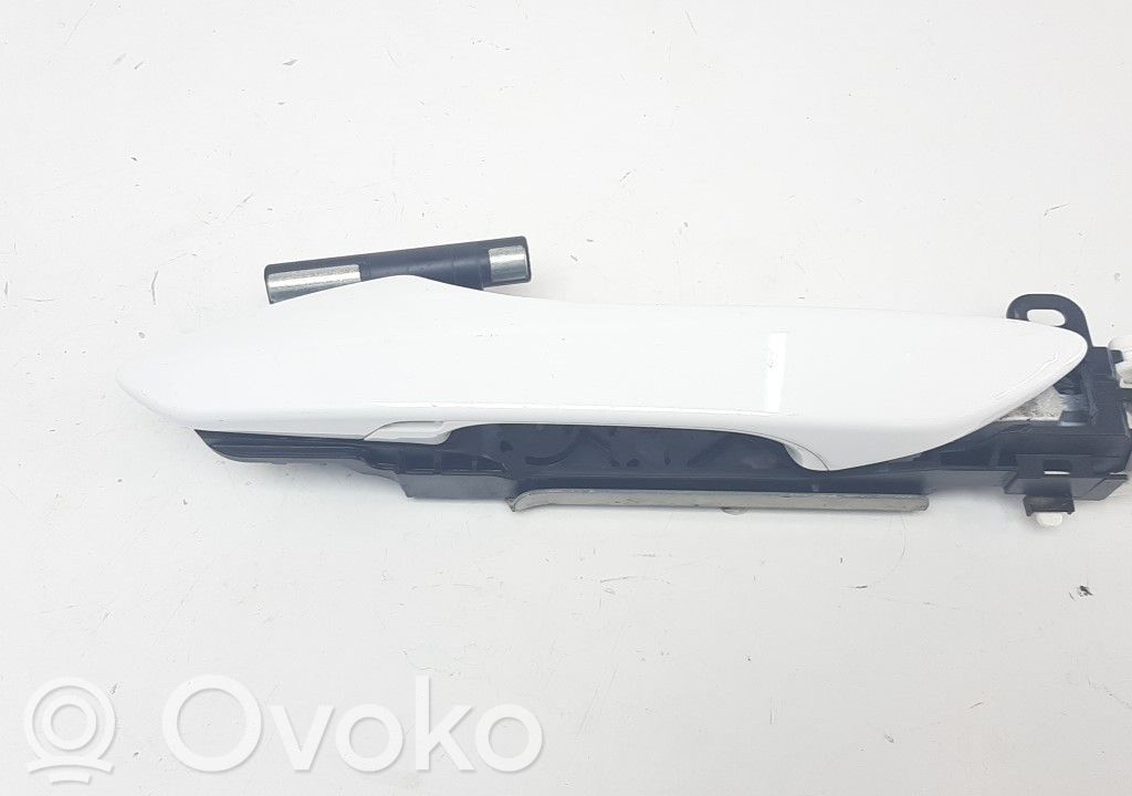 Lexus NX Manecilla externa puerta trasera 