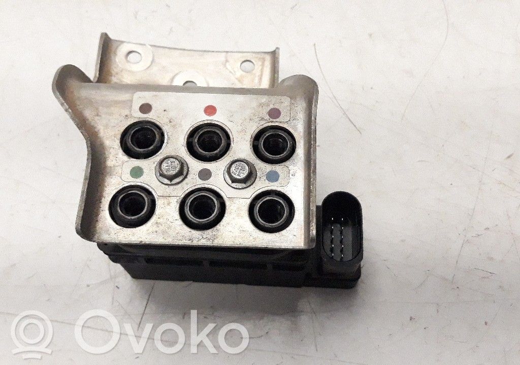 Sonstige Steuergeräte / Module   4E0616014,15152400013