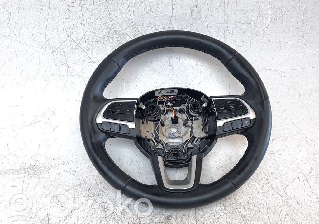 Ohjauspyörä   P5SX74DX9AH