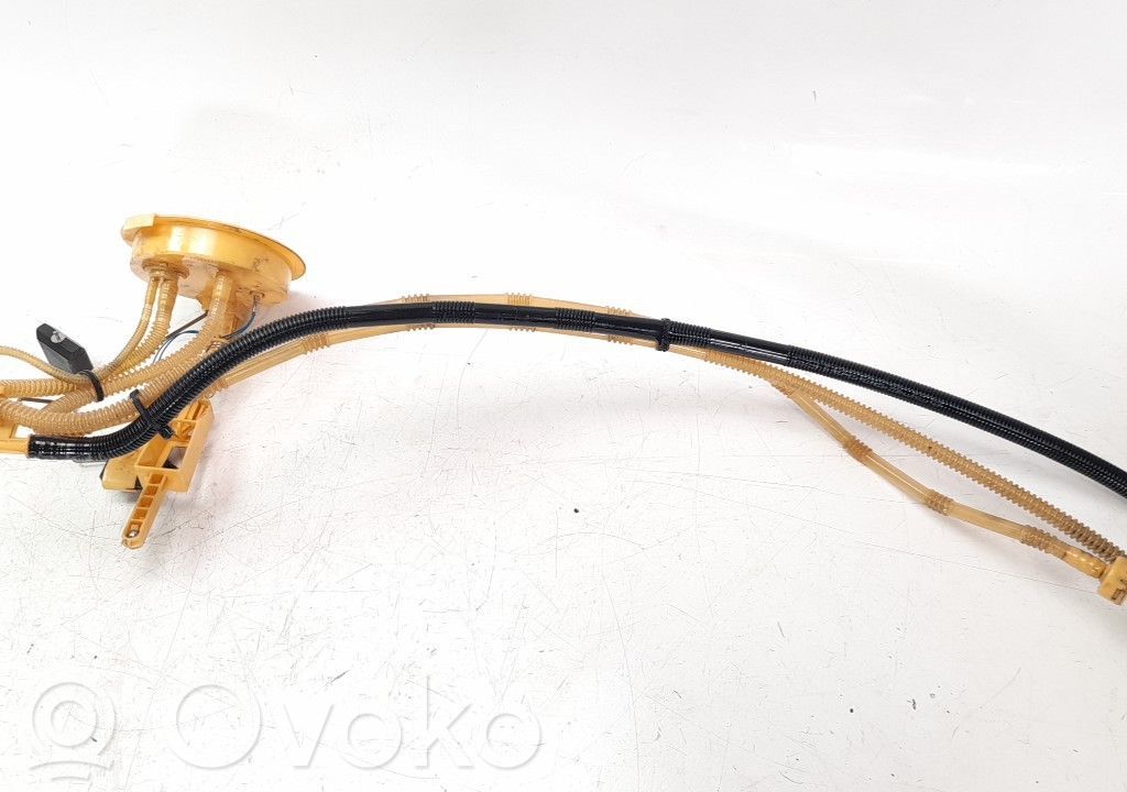 BMW 1 E81 E87 Pompă combustibil în rezervor 