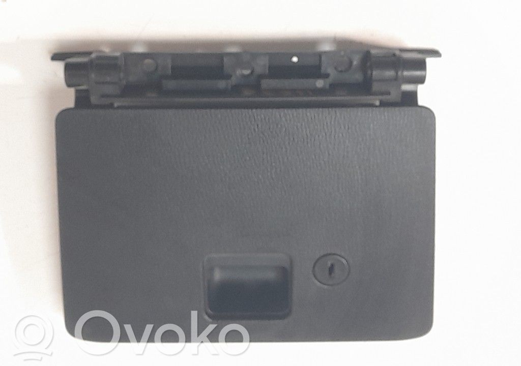 Guantera   N243T0789