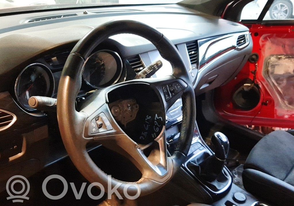 Opel Astra K Ohjauspyörä 