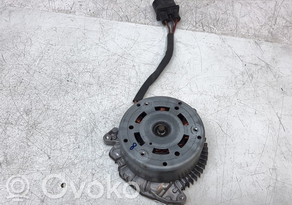 Mercedes-Benz C W205 Elektryczny wentylator chłodnicy 