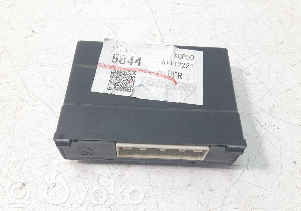 Sonstige Steuergeräte / Module   DFR5675U0