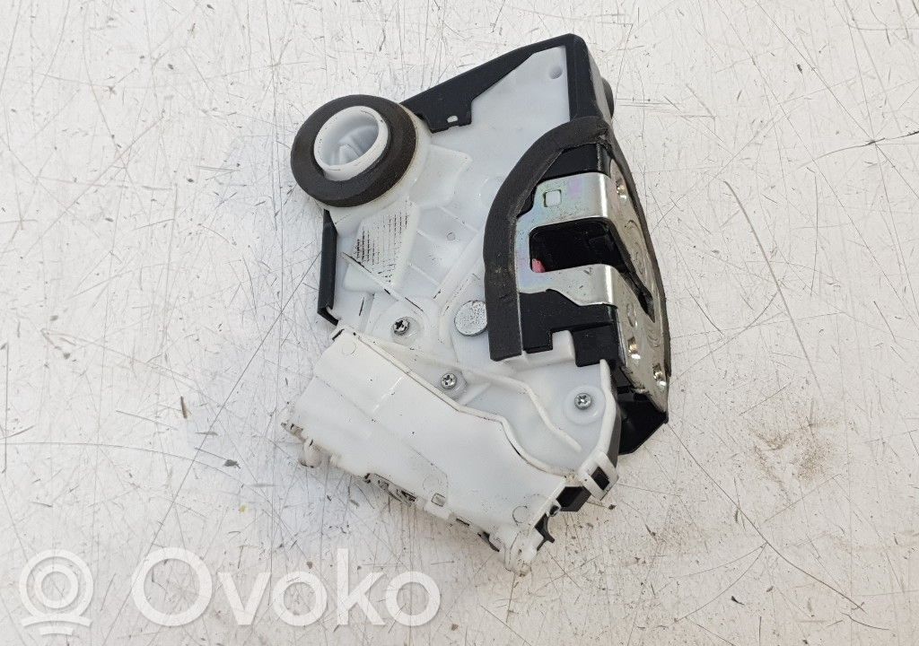 Subaru Outback (BS) Etuoven lukko 