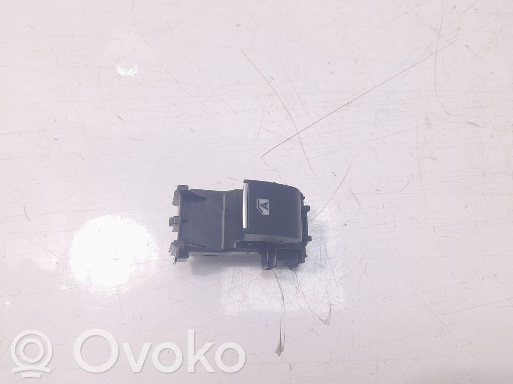Toyota C-HR I Przyciski szyb 