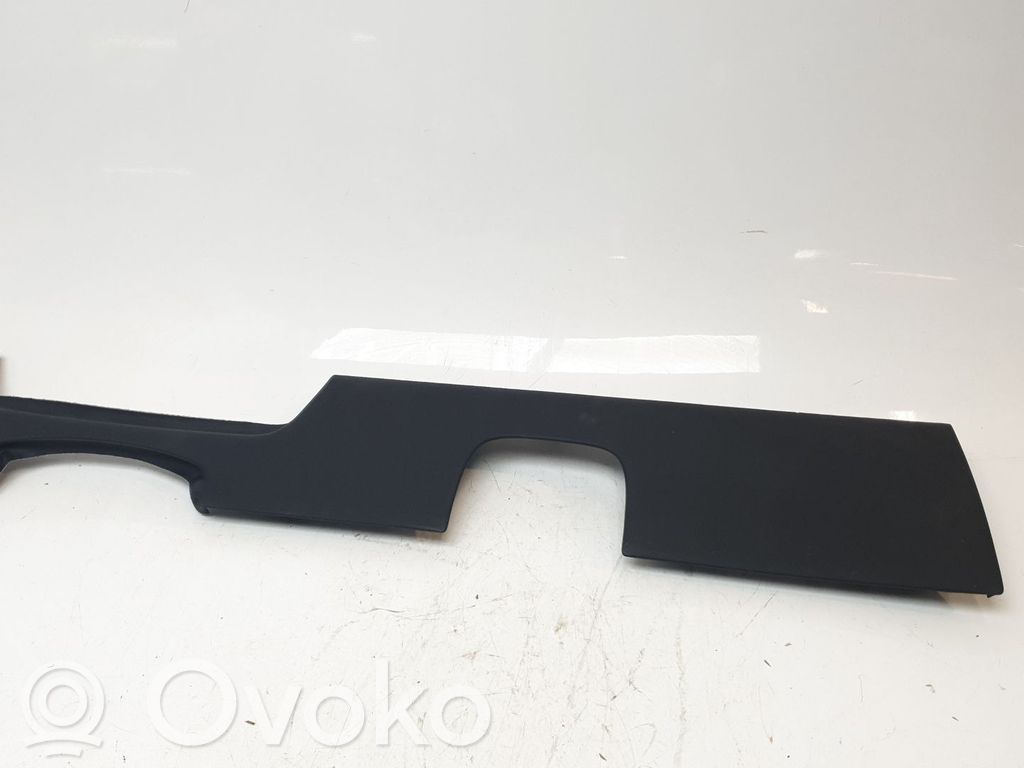 Tesla Model S Capac inferior 