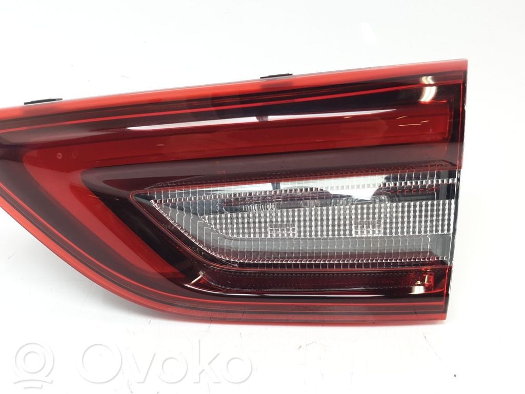 Ford Kuga III Luci posteriori del portellone del bagagliaio 