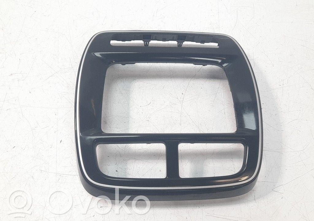 Bottom trim   681005985R