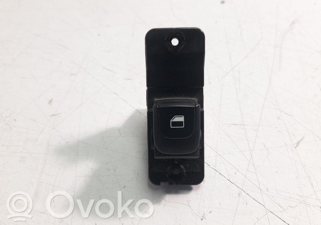KIA Stonic Interrupteur commade lève-vitre 