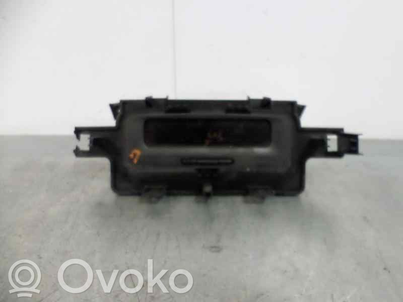 Head Up Display HUD   8200107839