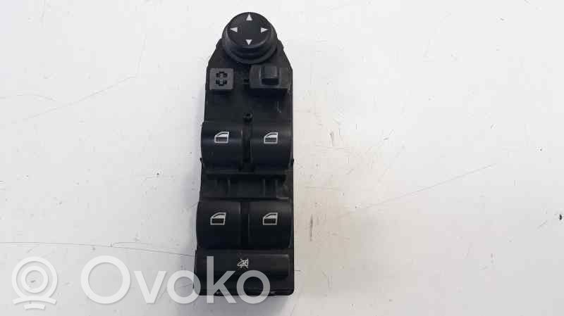 Electric window control switch   6939091