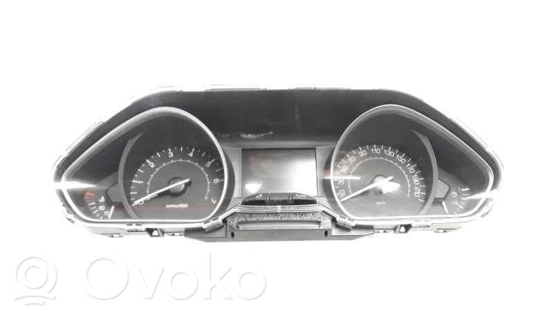 Peugeot 208 I Vitezometru (grup de instrumente) 
