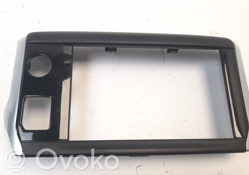 Peugeot 208 I Rivestimento inferiore