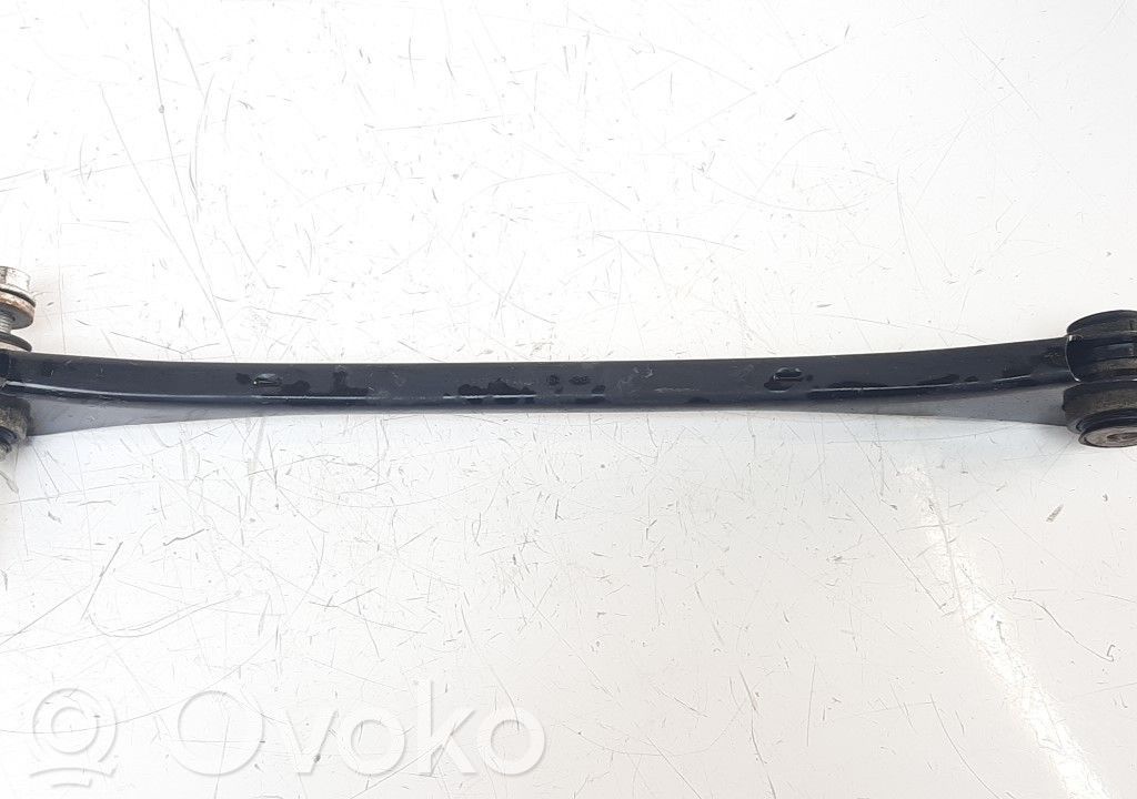Brazo de suspensión trasero   6792527