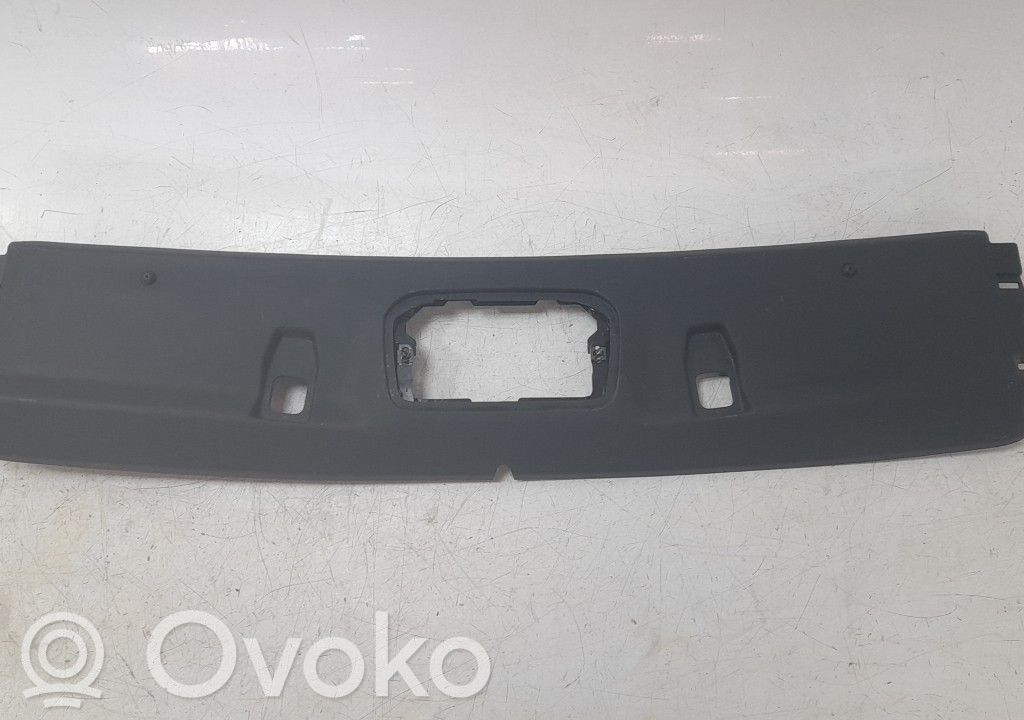 Ford Mustang VI Osłona tylnej klapy 