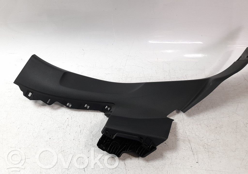 Audi Q7 4M Takaoven verhoilu 