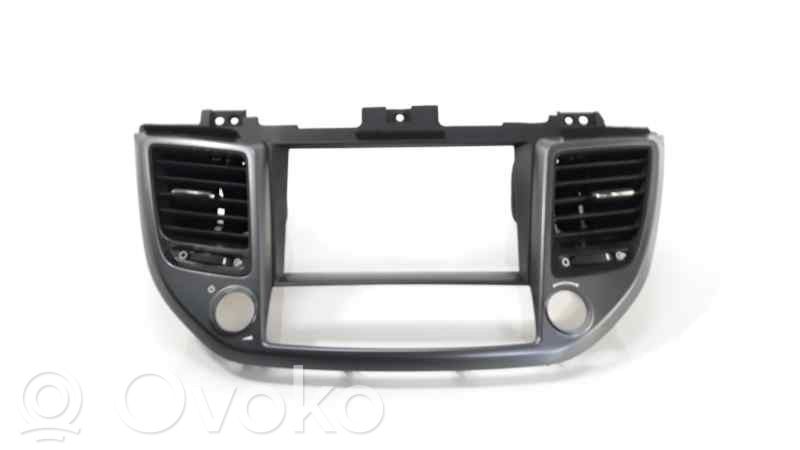 Hyundai Tucson TL Wlot / Kanał powietrza intercoolera 