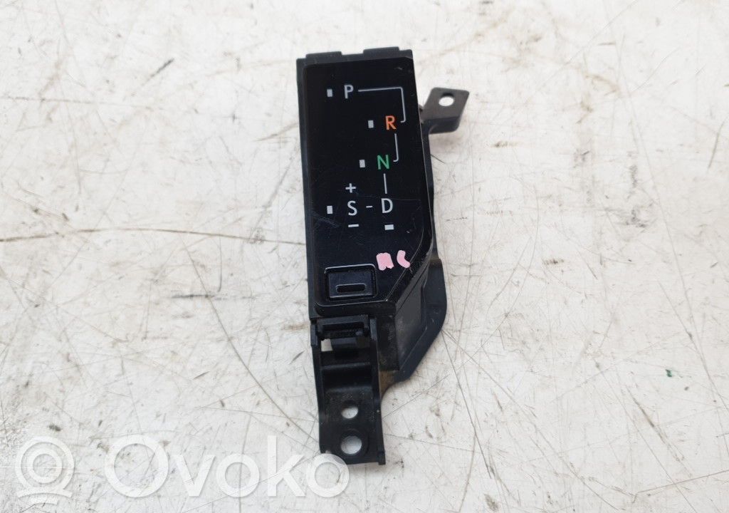 Lexus NX Otras unidades de control/módulos 