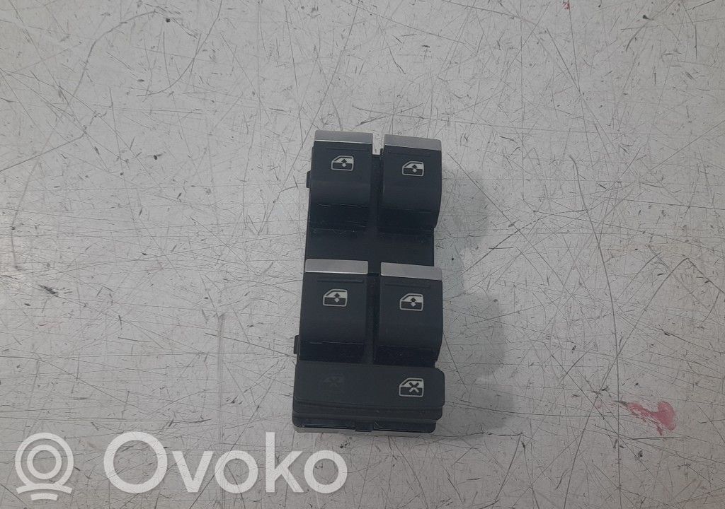 Interruptor del elevalunas eléctrico   83A959851A