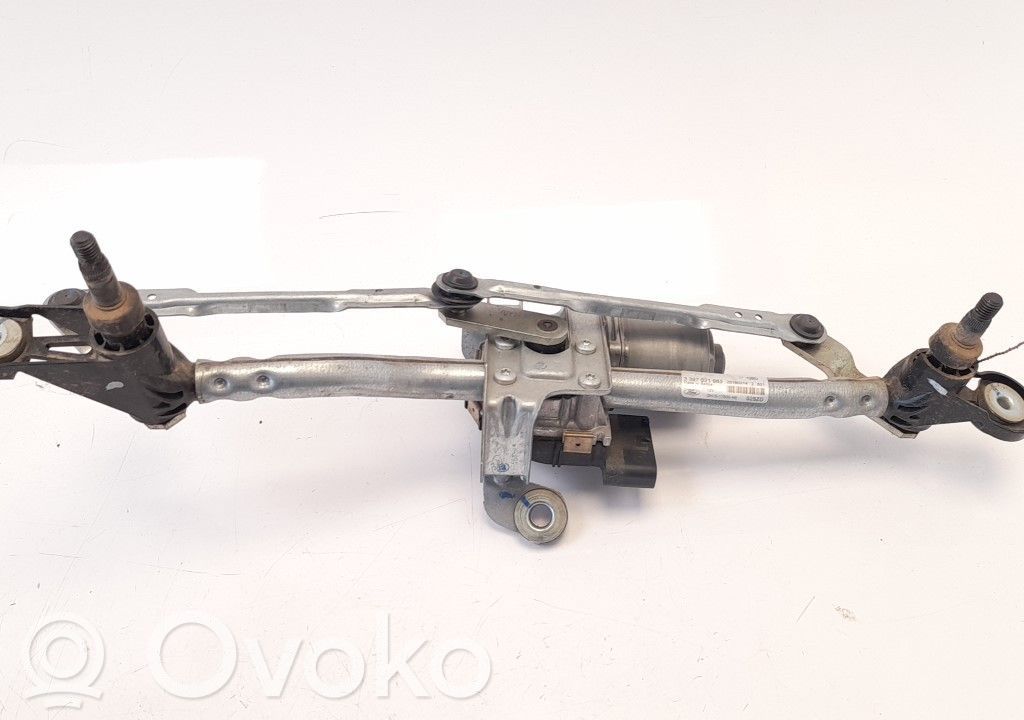 Wiper motor   GN1517504AE