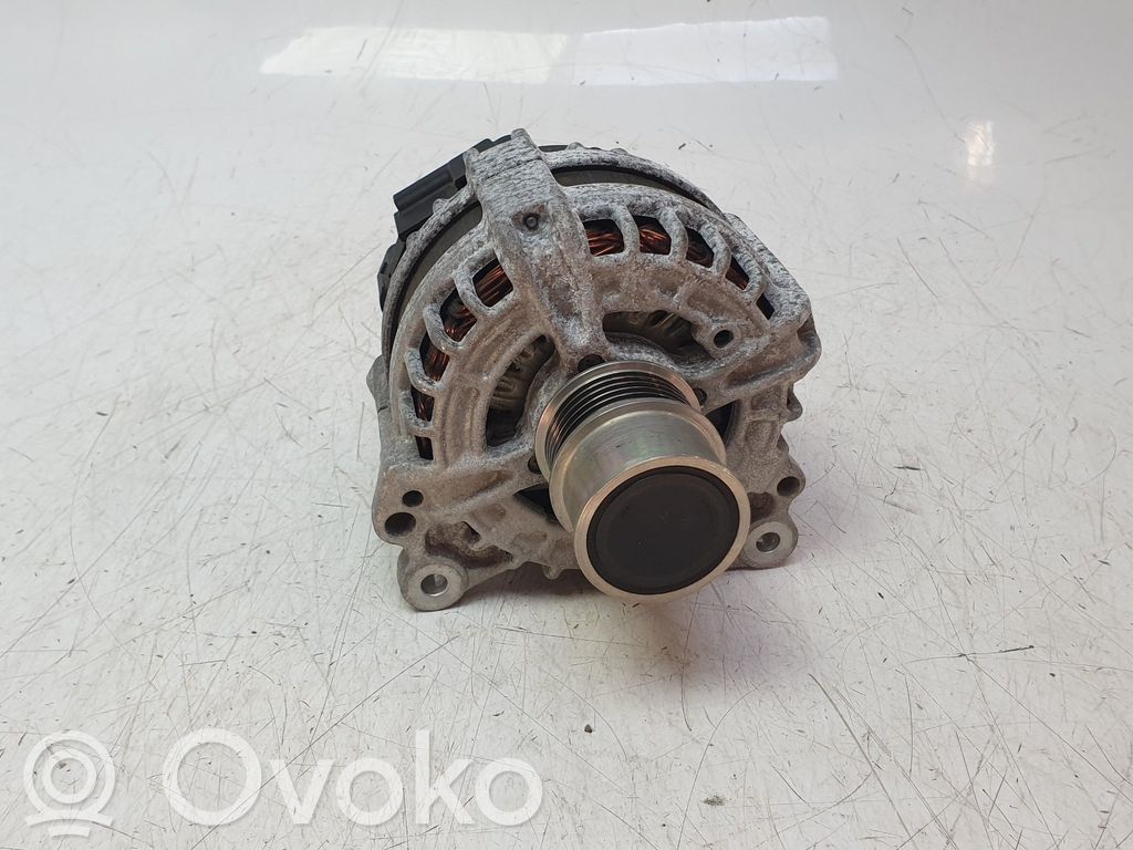 Volkswagen Polo VI Alternator 
