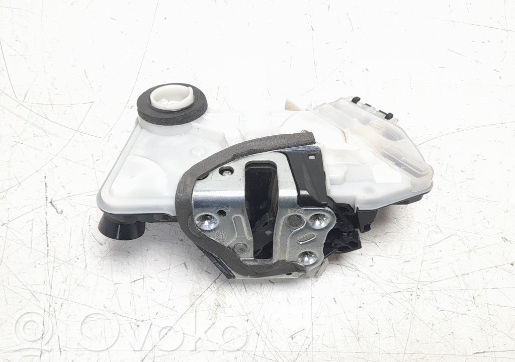 Toyota Prius (XW50) Zamek drzwi przednich 