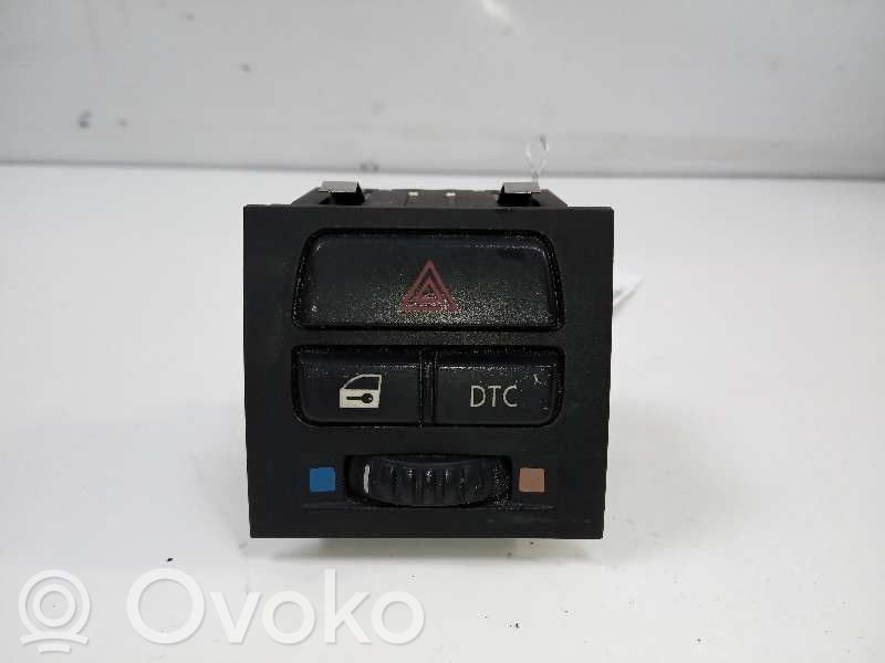 Hazard light switch   694565201
