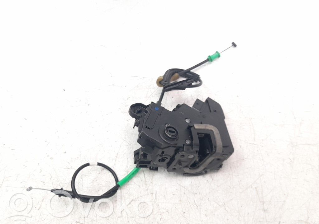 Opel Astra K Serratura portiera posteriore 