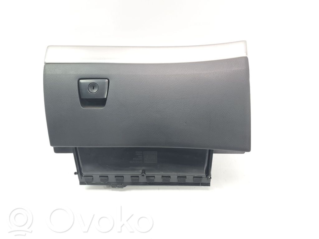 Hansikaslokero   8635403
