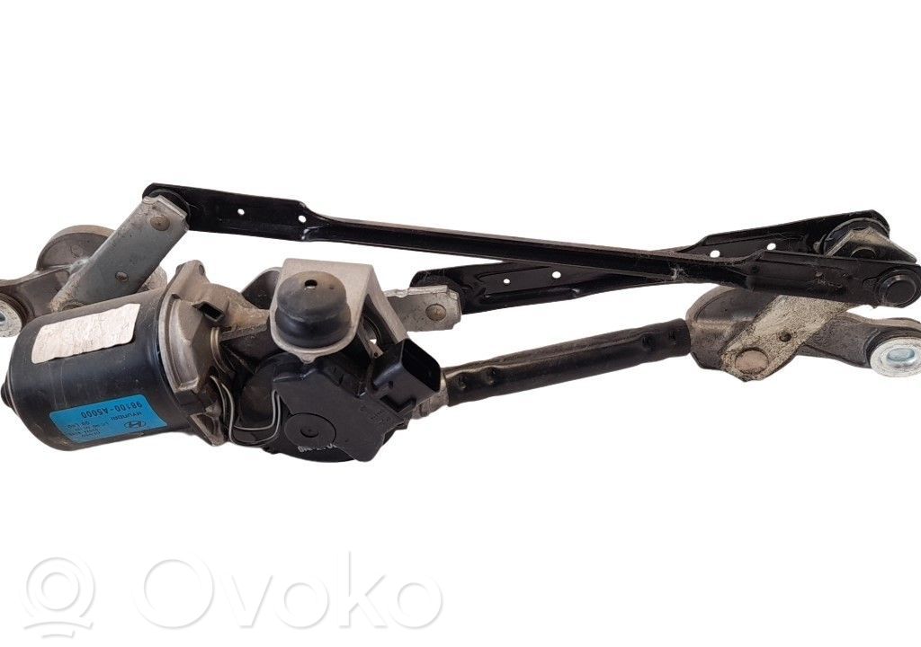 Hyundai i30 Silniczek wycieraczek szyby przedniej / czołowej 