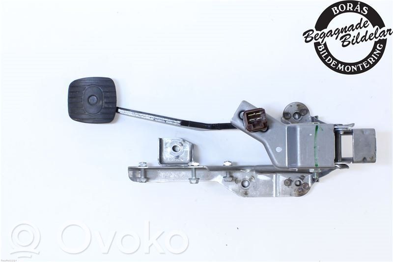 Bremžu pedālis   465019U10A