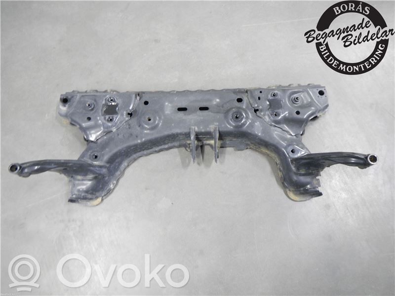 Mazda 2 Priekinis traversas 