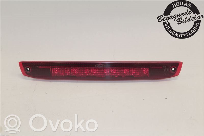 Ford Focus Third/center stoplight 