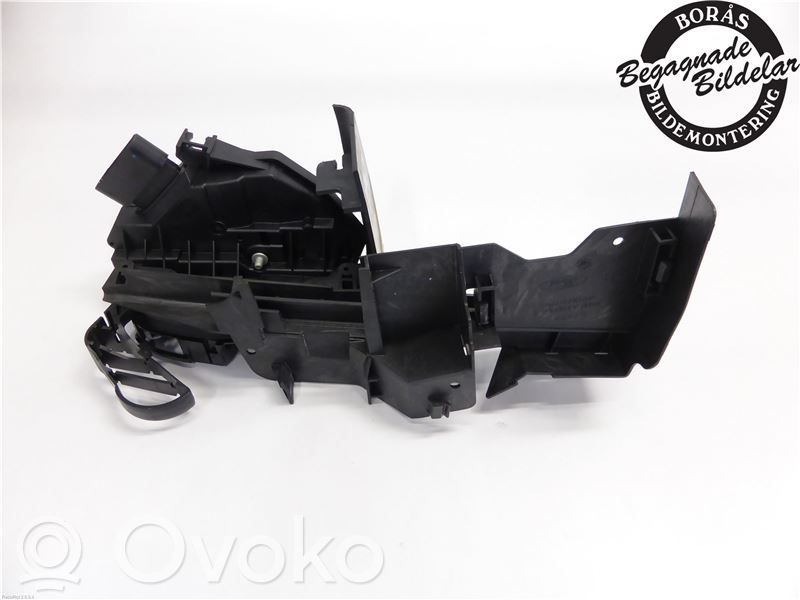 Ford Focus Front door lock 