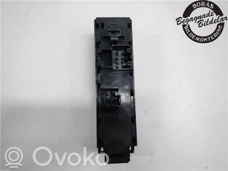 Przyciski szyb   1815214,D1T14A132FA