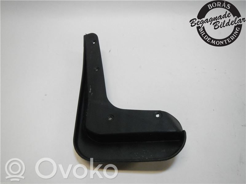 Front mudguard   AM5J16A262AC